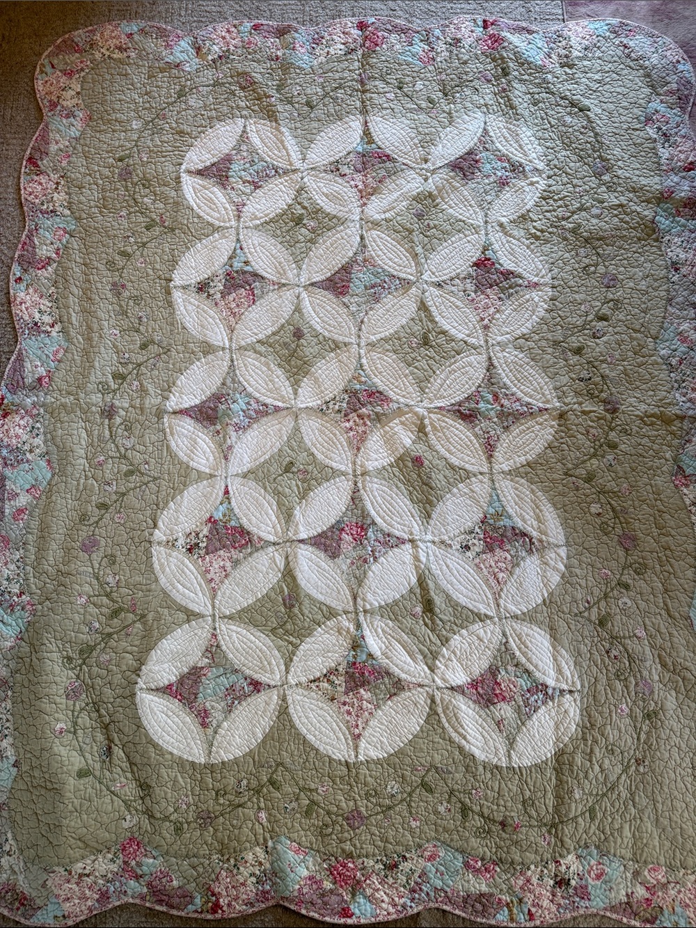 Handmade Sage Green and White Floral Cathedral Ring Quilt